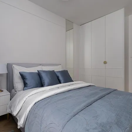 Glow - Porto, Letnica Blisko Plazy غدانسك